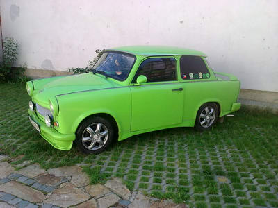 Trabant tuning v zelené.
